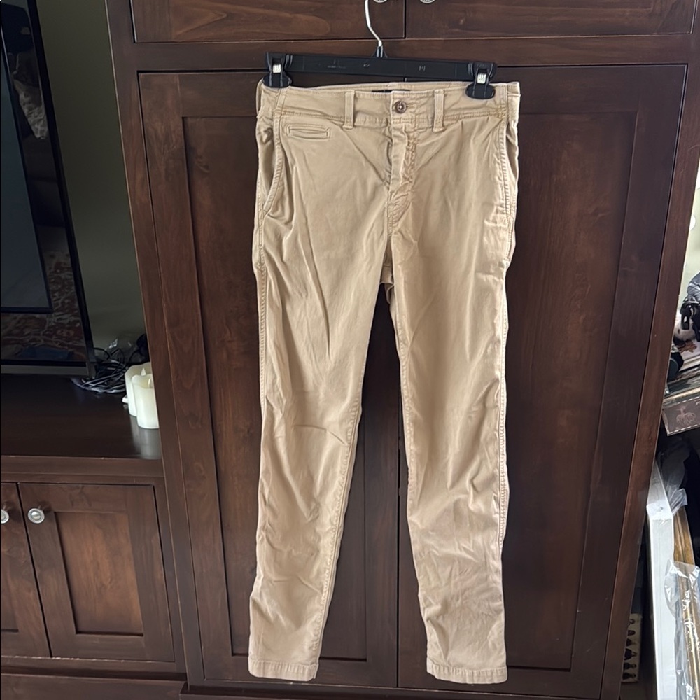 American Eagle Outfitters Tan Chinos
